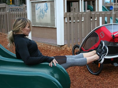 Playground Workout Upright Knee Tucks